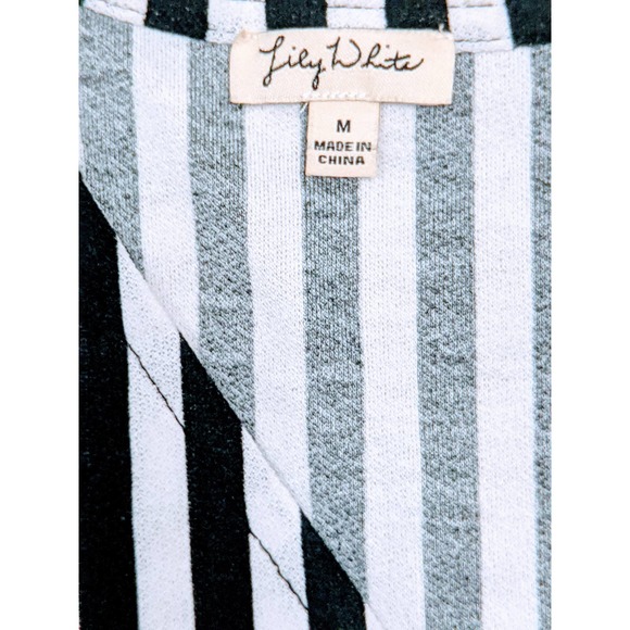Womens LILY WHITE Peplum Belt Wrap Top Black White Vertical Stripes Size Small - Picture 7 of 8